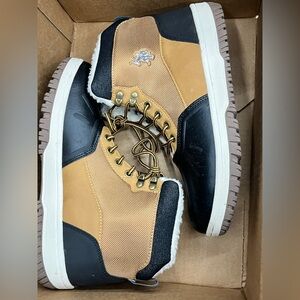 U.S Polo Assn Men’s Boots Size 9